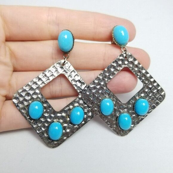 Vintage Blue Cabochon and Silver Tone Dangle Earrings, Hammered Textured, Estate - Picture 1 of 6